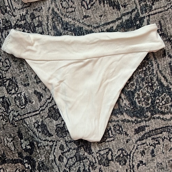 L*Space Ribbed Bikini - Picture 8 of 8